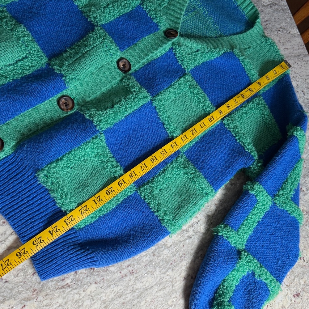 Chunky Checkered Cardigan - Picture 6 of 7